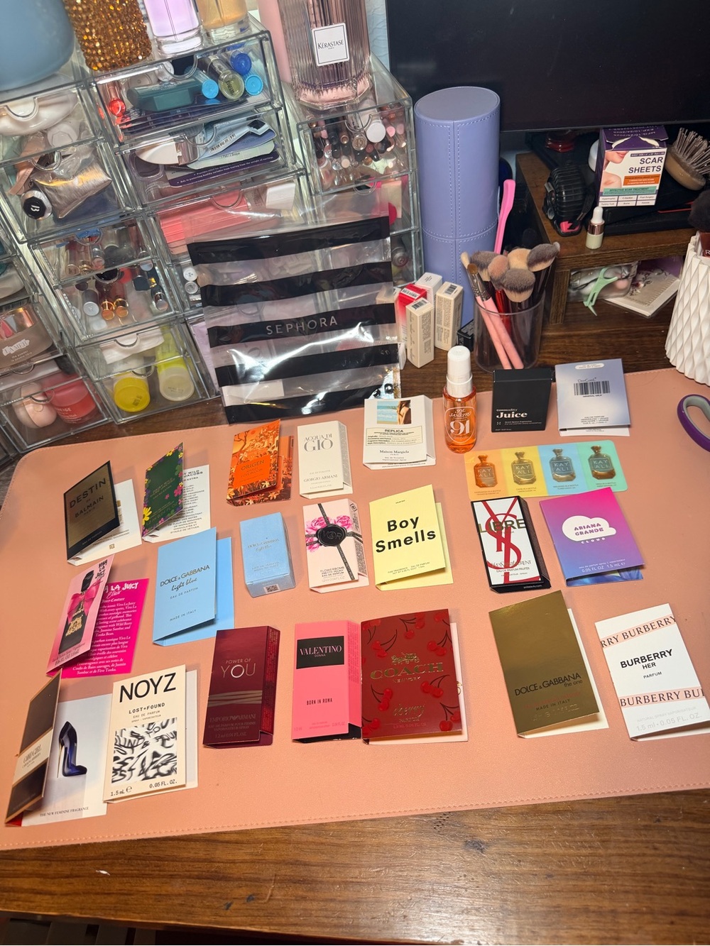 48 High End/Luxury Samples, includes 26 frag, 6 mascaras, yellow zip up bag